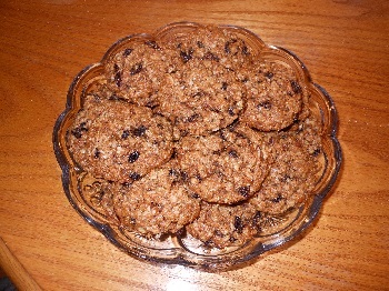 Spiced Oatmeal Raisin Cookies